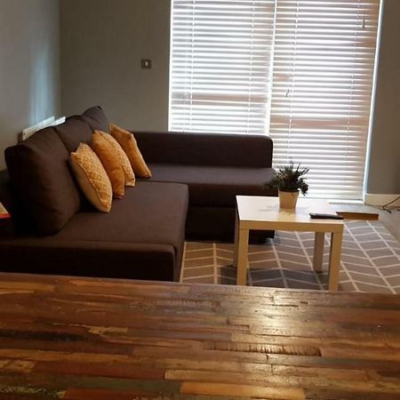 Executive Brentwood Apartment Экстерьер фото