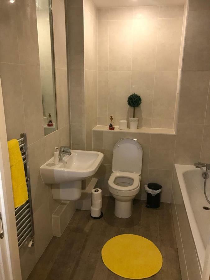 Executive Brentwood Apartment Экстерьер фото